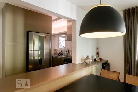 Apartamento para alugar com 89m², 2 quartos e 2 vagasCozinha