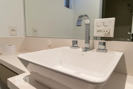 Apartamento para alugar com 89m², 2 quartos e 2 vagasBanheiro social - lavatório