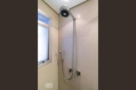 Apartamento para alugar com 89m², 2 quartos e 2 vagasBanheiro da suíte - chuveiro