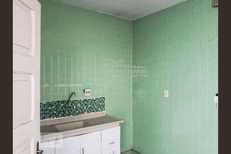 Casa à venda com 90m², 2 quartos e sem vaga Casa à venda com 90m², 2 quartos e sem vagaCozinha