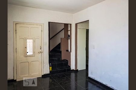 Casa à venda com 90m², 2 quartos e sem vaga Casa à venda com 90m², 2 quartos e sem vagaSala