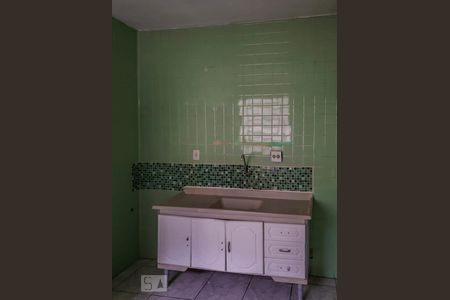 Casa à venda com 90m², 2 quartos e sem vaga Casa à venda com 90m², 2 quartos e sem vagaCozinha