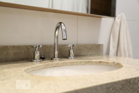 Studio à venda com 58m², 1 quarto e 1 vaga Studio à venda com 58m², 1 quarto e 1 vagaBanheiro