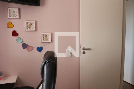 Apartamento à venda com 75m², 3 quartos e 2 vagasQuarto 2