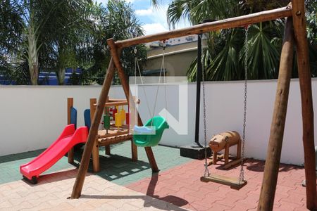 Apartamento à venda com 75m², 3 quartos e 2 vagasÁrea comum - Playground