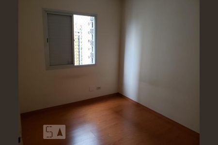 Quarto 3 de apartamento para alugar com 3 quartos, 70m² em Santa Teresinha, São Paulo