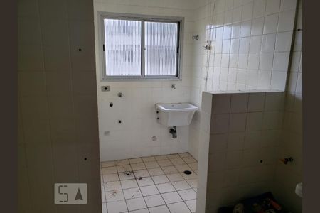 Apartamento para alugar com 70m², 3 quartos e 1 vagaÁrea de Serviço