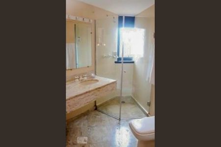 Banheiro de apartamento para alugar com 1 quarto, 50m² em Campo Belo, São Paulo