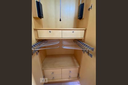 Apartamento à venda com 75m², 2 quartos e 2 vagasQuarto Suíte 1