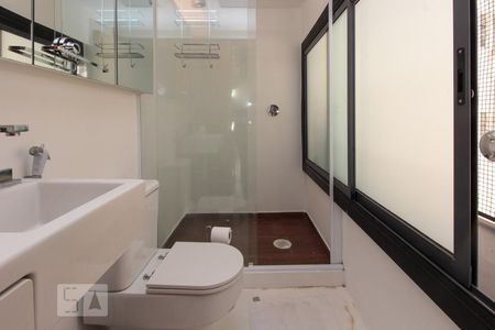 Apartamento à venda com 50m², 1 quarto e 1 vaga Apartamento à venda com 50m², 1 quarto e 1 vagaBanheiro