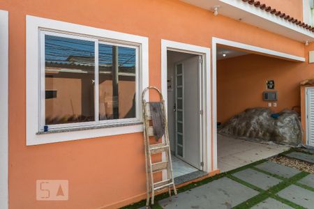 Entrada do imóvel de casa para alugar com 1 quarto, 45m² em Penha, Rio de Janeiro