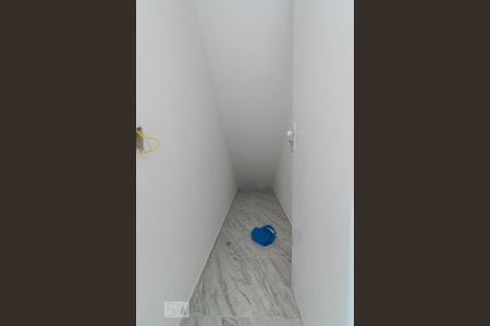 Corredor - Armário de casa para alugar com 1 quarto, 45m² em Penha, Rio de Janeiro