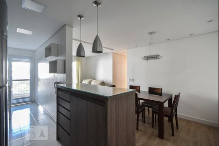 Sala de apartamento para alugar com 3 quartos, 81m² em Vila Isa, São Paulo