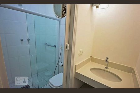 Banheiro 2 de apartamento à venda com 3 quartos, 125m² em Copacabana, Rio de Janeiro