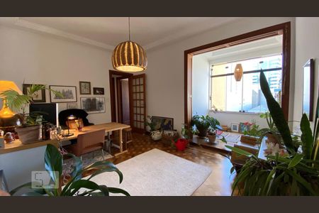 Apartamento à venda com 92m², 2 quartos e sem vagaSala