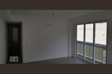 Apartamento para alugar com 120m², 2 quartos e 1 vaga Apartamento para alugar com 120m², 2 quartos e 1 vagaSala