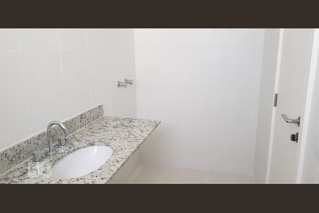 Apartamento para alugar com 120m², 2 quartos e 1 vaga Apartamento para alugar com 120m², 2 quartos e 1 vagaBanheiro da Suíte