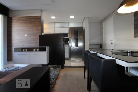 Sala de apartamento para alugar com 3 quartos, 80m² em Cidade Industrial, Curitiba