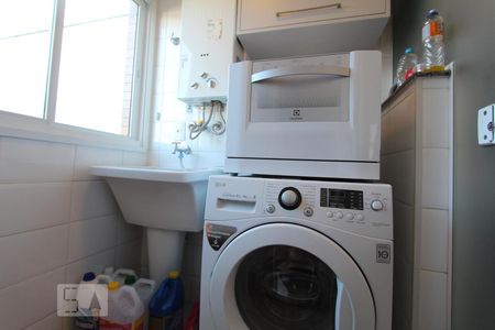 Apartamento para alugar com 80m², 3 quartos e 1 vagaÁrea de Serviço