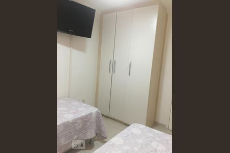 Apartamento à venda com 80m², 3 quartos e 1 vagaQuarto 2
