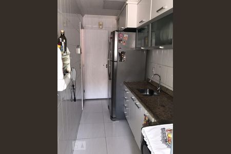 Apartamento à venda com 80m², 3 quartos e 1 vagaCozinha e Área de Serviço