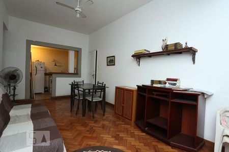 Sala de apartamento à venda com 1 quarto, 58m² em Copacabana, Rio de Janeiro