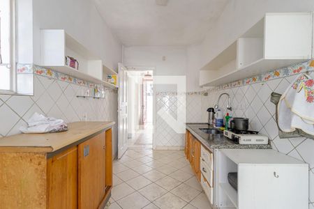 Casa à venda com 140m², 3 quartos e 2 vagasCozinha