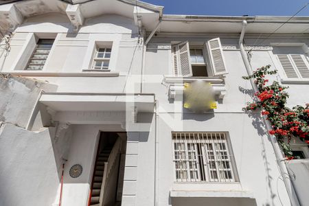 Casa à venda com 140m², 3 quartos e 2 vagasFachada