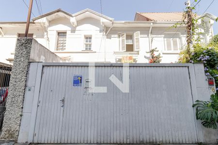 Casa à venda com 140m², 3 quartos e 2 vagasFachada