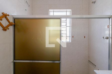 Casa à venda com 140m², 3 quartos e 2 vagasBanheiro 