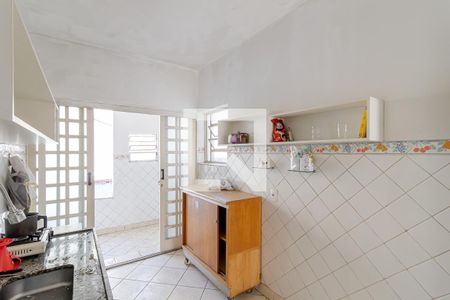 Casa à venda com 140m², 3 quartos e 2 vagasCozinha