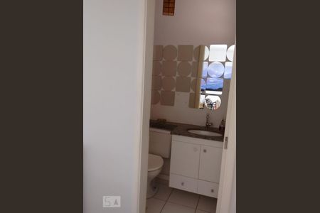 Banheiro  de apartamento à venda com 2 quartos, 116m² em Vila Industrial, Campinas