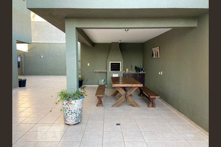 Apartamento para alugar com 100m², 3 quartos e 2 vagasÁrea comum - Churrasqueira