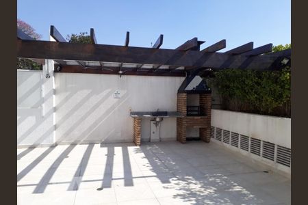 Apartamento para alugar com 73m², 3 quartos e 2 vagas Apartamento para alugar com 73m², 3 quartos e 2 vagasÁrea comum - Churrasqueira