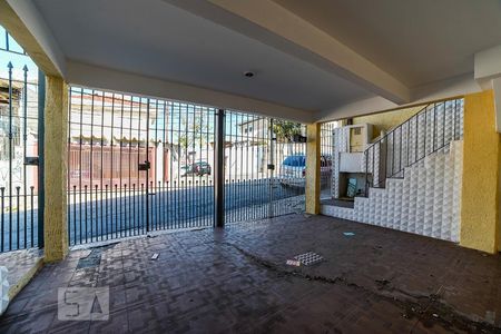 Casa à venda com 100m², 4 quartos e 2 vagas Casa à venda com 100m², 4 quartos e 2 vagasGaragem