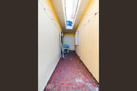 Casa à venda com 100m², 4 quartos e 2 vagas Casa à venda com 100m², 4 quartos e 2 vagasÁrea de Serviço