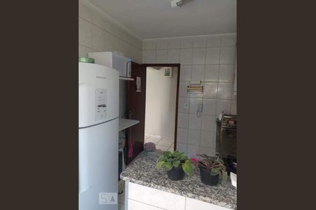 Apartamento à venda com 98m², 3 quartos e 2 vagas Apartamento à venda com 98m², 3 quartos e 2 vagasCozinha