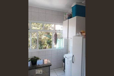 Apartamento à venda com 98m², 3 quartos e 2 vagas Apartamento à venda com 98m², 3 quartos e 2 vagasÁrea de Serviço