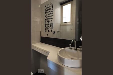 Apartamento à venda com 168m², 2 quartos e 1 vaga