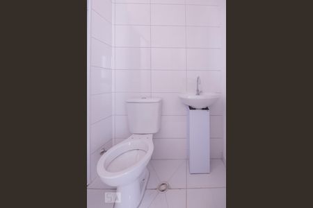 Apartamento para alugar com 43m², 2 quartos e sem vaga Apartamento para alugar com 43m², 2 quartos e sem vagaBanheiro