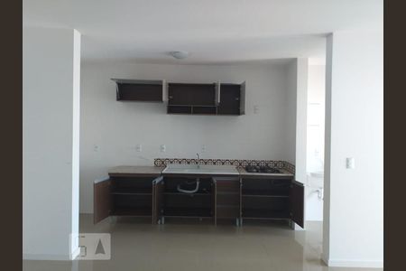 Cozinha de apartamento para alugar com 2 quartos, 75m² em Bela Vista, São José