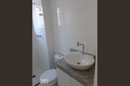 Apartamento para alugar com 98m², 3 quartos e 1 vaga Apartamento para alugar com 98m², 3 quartos e 1 vagaBanheiro
