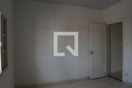 Quarto 1 de casa para alugar com 2 quartos, 110m² em Penha de França, São Paulo