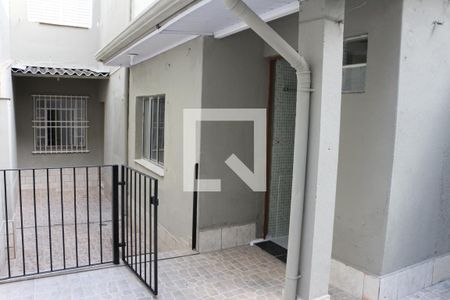 Casa para alugar com 110m², 2 quartos e 2 vagasQuintal