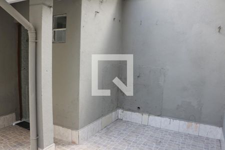 Quintal de casa para alugar com 2 quartos, 110m² em Penha de França, São Paulo