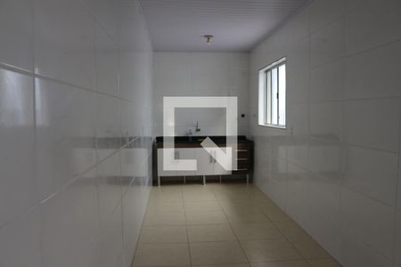 Casa para alugar com 110m², 2 quartos e 2 vagasCozinha