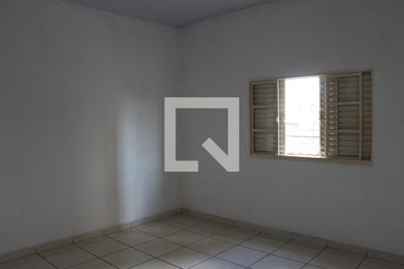 Quarto 1 de casa para alugar com 2 quartos, 110m² em Penha de França, São Paulo