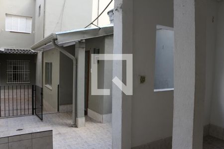 Casa para alugar com 110m², 2 quartos e 2 vagasQuintal