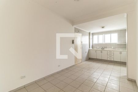 Cozinha de apartamento para alugar com 3 quartos, 120m² em Higienópolis, São Paulo