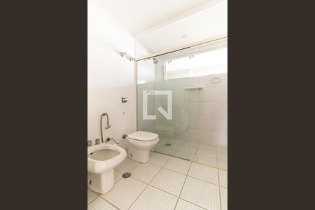 Apartamento para alugar com 120m², 3 quartos e 1 vagaBanheiro - Box